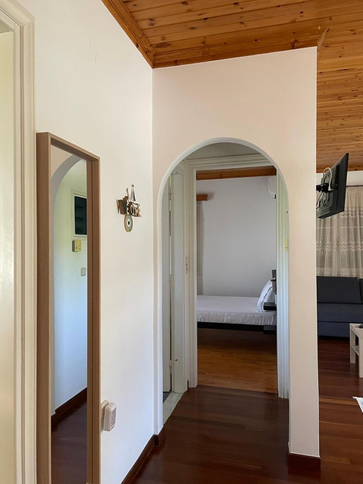 Anesis Villa Aszprojerakáta Kültér fotó